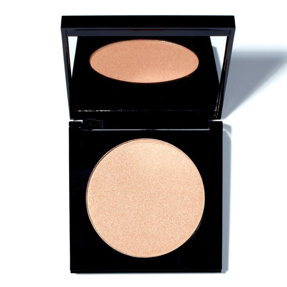 Laritzy Cosmetics Luxe Powder Pressed Highlighter in Warm Peach